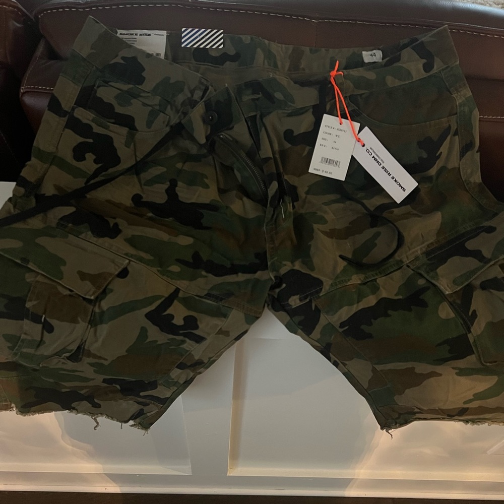 Men’s camouflage shorts